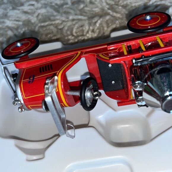 Hallmark Keepsake Cast Metal Ornament 1924 Toledo Fire Engine #6 Kiddie Car Clas - Picture 13 of 13